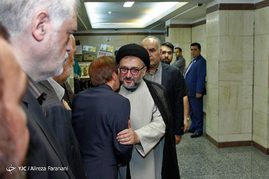 مراسم ختم حمید سبزواری‎