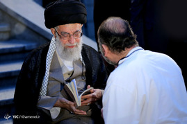دیدار شاعران با رهبر معظم انقلاب