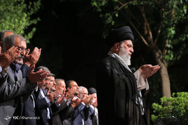 دیدار شاعران با رهبر معظم انقلاب