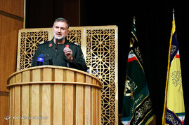 همایش مشترک راهیان نور(تجلی اخلاص) یادبود شهدای مدافع حرم 