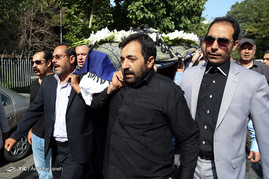 مراسم تشییع پیکر زنده یاد مصطفی کمال پورتراب