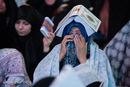 مراسم شب قدر در  19 ماه رمضان- امام زاده صالح تجریش