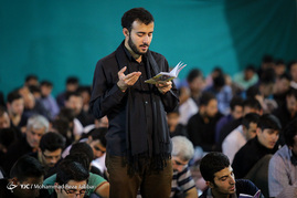 گزارش تصویری مراسم احیای شب 19 ماه رمضان - قم‎
