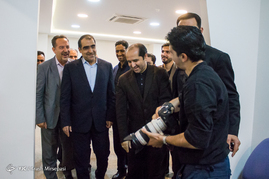 بازدید وزرای بهداشت و کار از اداره کل انتقال خون استان تهران
