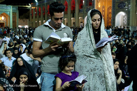 مراسم احیای شب بیست و یکم ماه رمضان در حرم شاهچراغ(ع)
