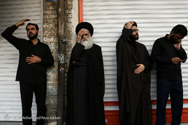 دسته عزاداری شهادت حضرت امیرالمومنین(ع) با حضور آیت الله وحید خراسانی
