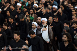 دسته عزاداری شهادت حضرت امیرالمومنین(ع) با حضور آیت الله وحید خراسانی
