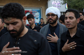 دسته عزاداری شهادت حضرت امیرالمومنین(ع) با حضور آیت الله وحید خراسانی
