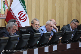 نشست رییس مجلس با فعالان آزادی قدس شریف