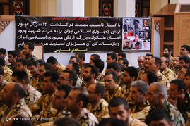بزرگداشت سربازان جان باخته ارتش در حادثه تصادف اتوبوس - شیراز
