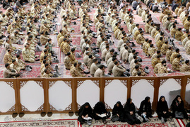 بزرگداشت سربازان جان باخته ارتش در حادثه تصادف اتوبوس - شیراز

