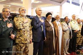 بزرگداشت سربازان جان باخته ارتش در حادثه تصادف اتوبوس - شیراز
