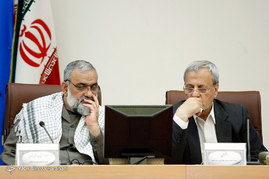 نشست هم اندیشی برای تدوین برنامه های توسعه روستاها در راستای تحقق سیاست های کلی اقتصاد مقاومتی