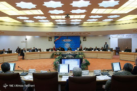 نشست هم اندیشی برای تدوین برنامه های توسعه روستاها در راستای تحقق سیاست های کلی اقتصاد مقاومتی