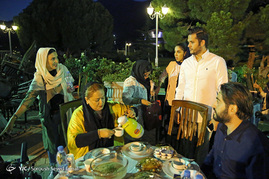 ضیافت افطاری 