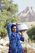 زندگی روستایی یک زن بختیاری
