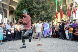 اجرای تئاتر خیابانی ویژه ماه مبارک رمضان‎

