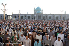 اقامه نماز عید سعید فطر در حرم امام رضا(ع)
