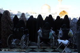 اقامه نماز عید سعید فطر در حرم امام رضا(ع)
