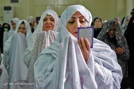 اقامه نماز عید سعید فطر در مسجد امام حسین(ع)
