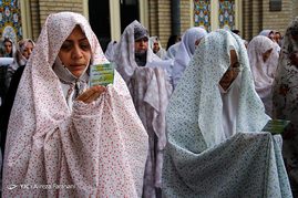 اقامه نماز عید سعید فطر در مسجد امام حسین(ع)