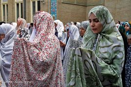 اقامه نماز عید سعید فطر در مسجد امام حسین(ع)