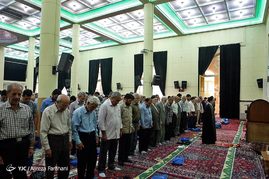 اقامه نماز عید سعید فطر در مسجد امام حسین(ع)