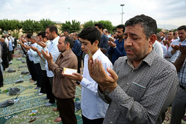 اقامه نماز عید سعید فطر در حرم حضرت عبدالعظیم الحسنی (ع)