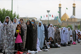 اقامه نماز عید سعید فطر در حرم حضرت عبدالعظیم الحسنی (ع)