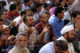 اقامه نماز عید سعید فطر در قم	
