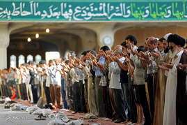 اقامه نماز عید سعید فطر در قم	
