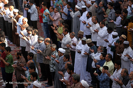 اقامه نماز عید سعید فطر در قم	
