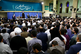 دیدار مسئولان نظام و سفرای کشورهای اسلامی با رهبر معظم انقلاب
