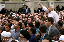 دیدار مسئولان نظام و سفرای کشورهای اسلامی با رهبر معظم انقلاب

