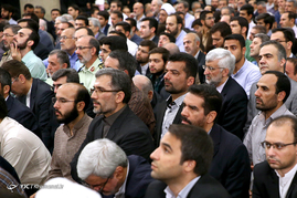 دیدار مسئولان نظام و سفرای کشورهای اسلامی با رهبر معظم انقلاب
