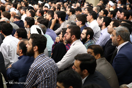دیدار مسئولان نظام و سفرای کشورهای اسلامی با رهبر معظم انقلاب
