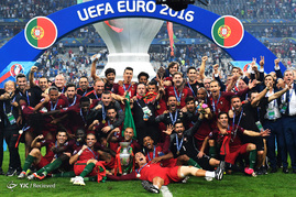 جشن قهرمانی پرتغال در مسابقات یورو 2016 فرانسه
