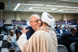 مراسم ترحیم والده احمد خرّم