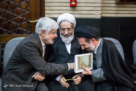 مراسم ترحیم والده احمد خرّم