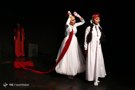 اجرای نمایش 