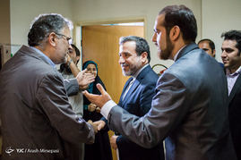 نشست خبری 