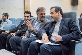 نشست خبری 