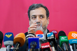 نشست خبری 