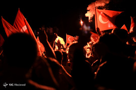 تجمع هواداران اردوغان در میدان تقسیم استانبول
