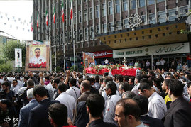 مراسم تشییع پیکر «علی قانع» آتش‌نشان فداکار