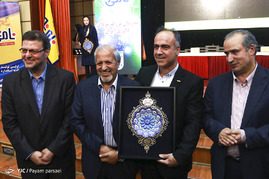 تقدیر از داوران برترلیگ پانزدهم فوتبال‎

