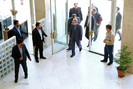 دیدار رئیس مجلس با جمعی از فعالان حوزه تعاون
