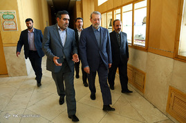 دیدار رئیس مجلس با جمعی از فعالان حوزه تعاون