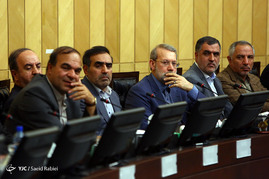 دیدار رئیس مجلس با جمعی از فعالان حوزه تعاون