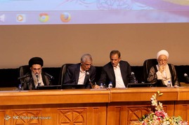 جلسه اقتصاد مقاومتی با حضور معاون اول رئیس جمهور در شیراز‎
